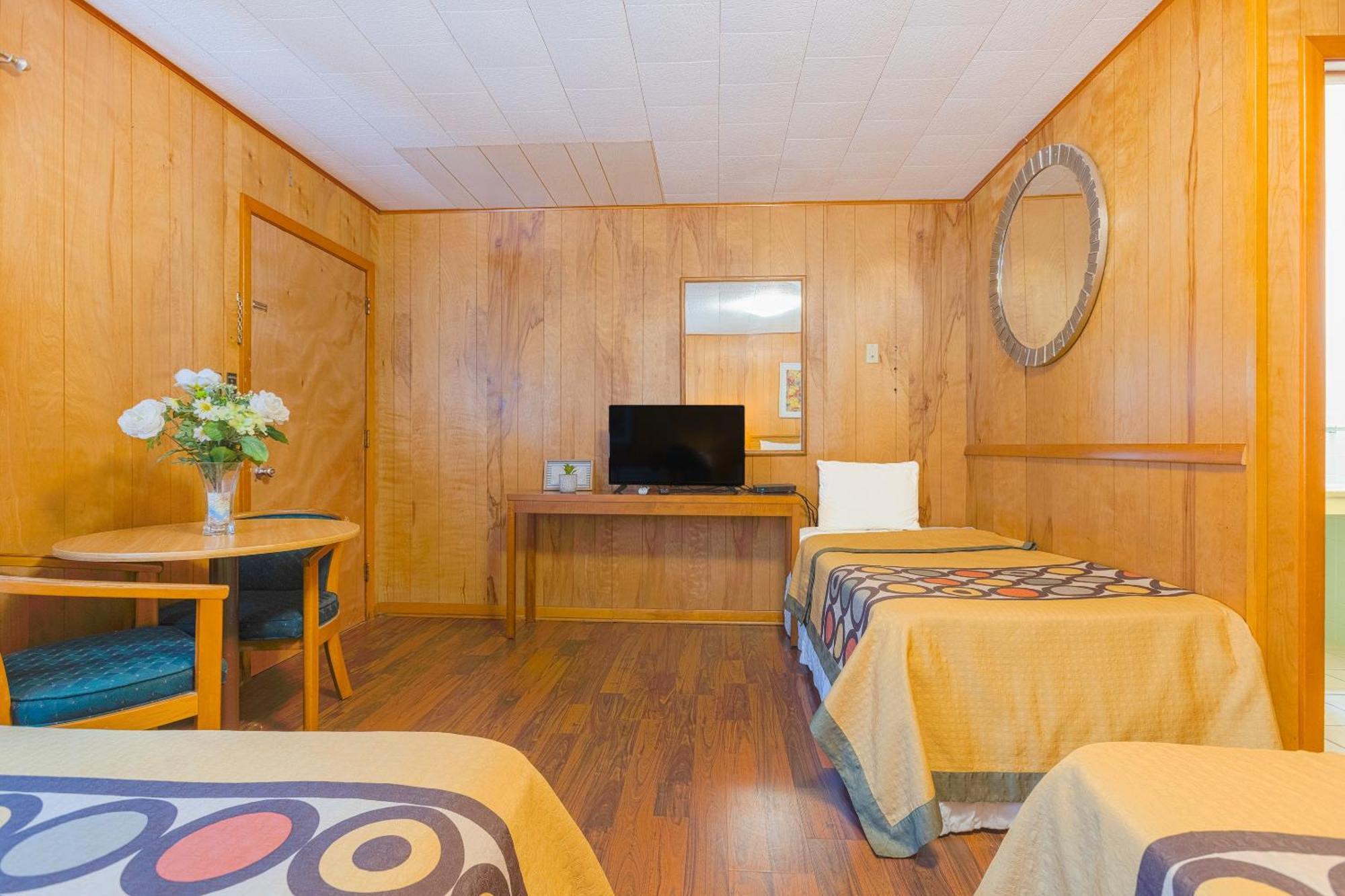 Parkside Motel By Oyo Meadville Conneaut Lake Conneaut Lakeshore Eksteriør bilde