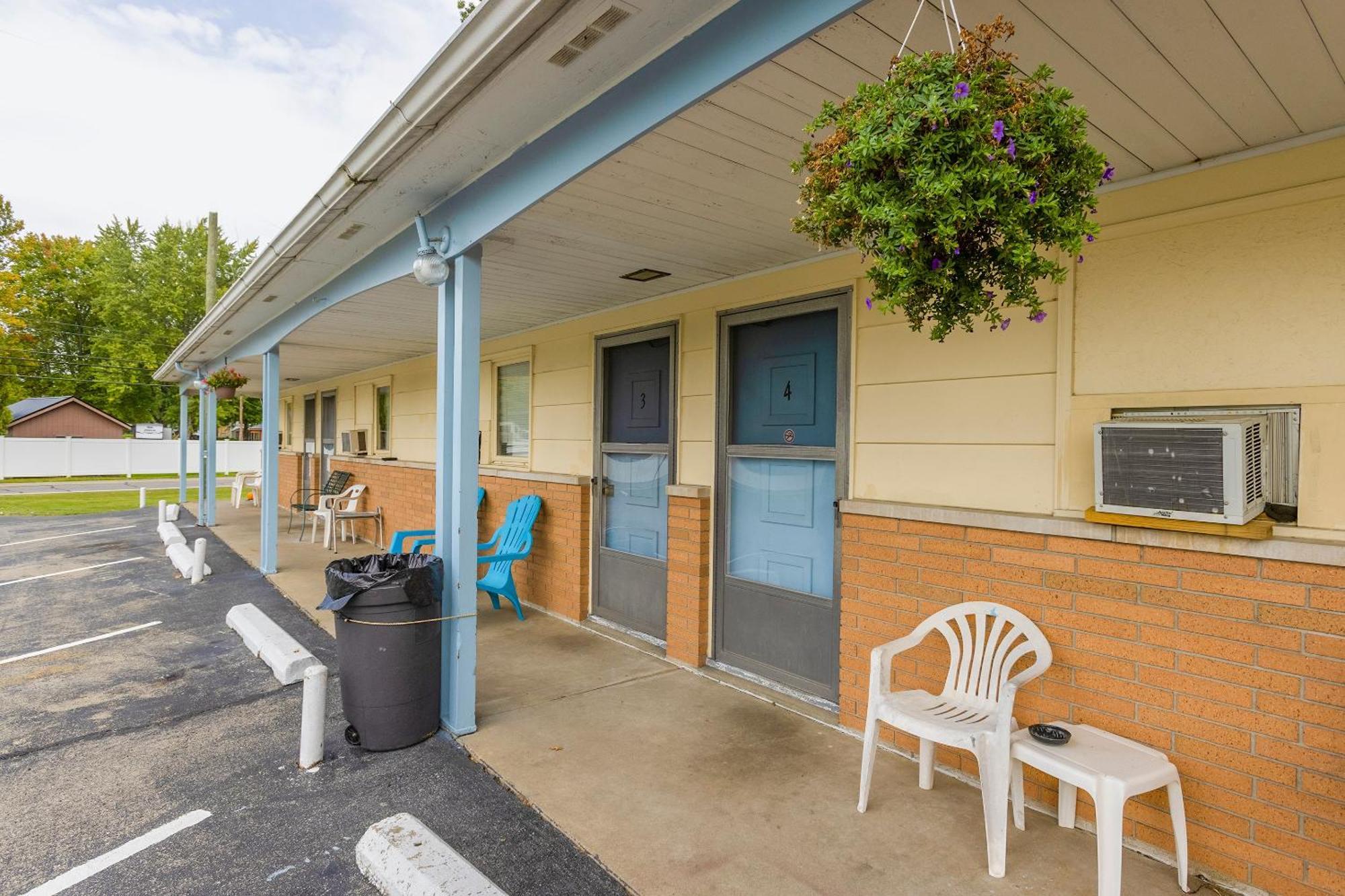 Parkside Motel By Oyo Meadville Conneaut Lake Conneaut Lakeshore Eksteriør bilde