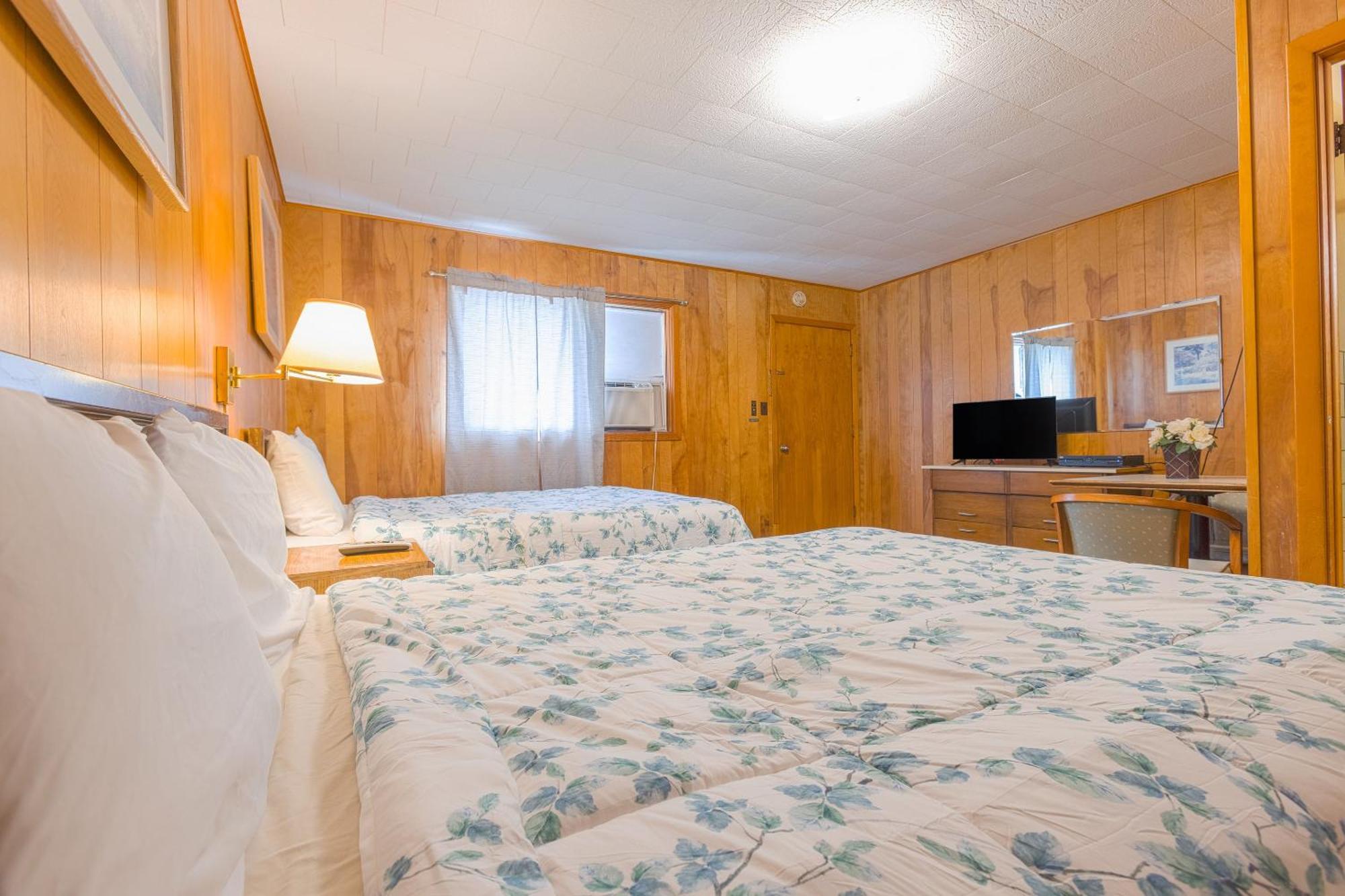 Parkside Motel By Oyo Meadville Conneaut Lake Conneaut Lakeshore Eksteriør bilde